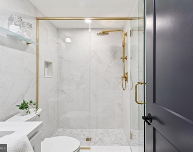 135 S 19th Street - Photo Thumbnail 12