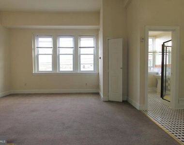 100 E Price Street - Photo Thumbnail 3