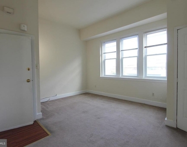 100 E Price Street - Photo Thumbnail 1