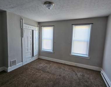 3046 Clifford Street - Photo Thumbnail 43