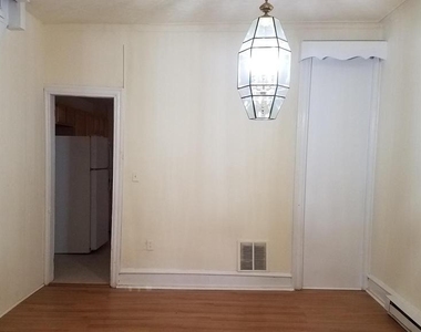 3046 Clifford Street - Photo Thumbnail 12