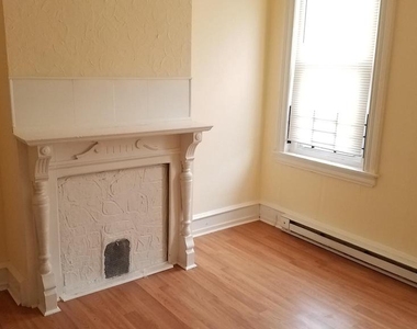 3046 Clifford Street - Photo Thumbnail 10