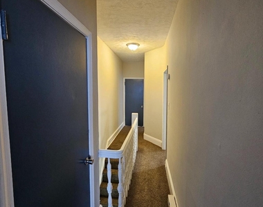 3046 Clifford Street - Photo Thumbnail 44