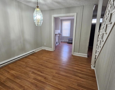 3046 Clifford Street - Photo Thumbnail 27