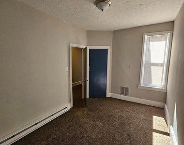 3046 Clifford Street - Photo Thumbnail 40