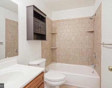 117 Chaucer Road - Photo Thumbnail 12