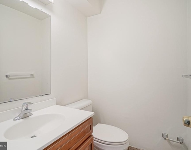 117 Chaucer Road - Photo Thumbnail 4