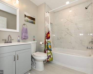 9520 48th Avenue - Photo Thumbnail 25
