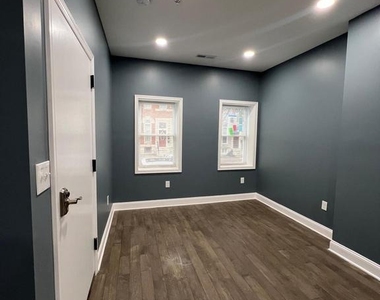 2020 Mcculloh Street - Photo Thumbnail 1