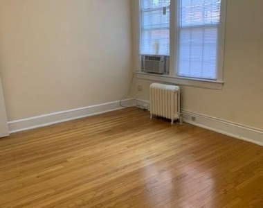 3030 Wisconsin Avenue Nw - Photo Thumbnail 7
