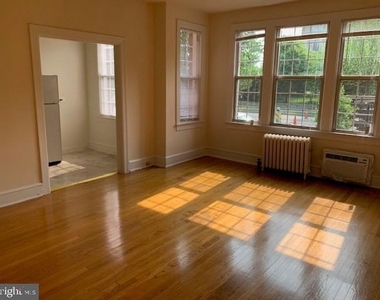 3030 Wisconsin Avenue Nw - Photo Thumbnail 1