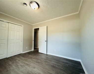 4736 Rosehill Road - Photo Thumbnail 12