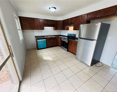 4736 Rosehill Road - Photo Thumbnail 4