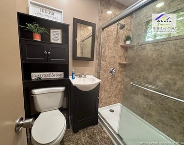 1817 Mcgougan Road - Photo Thumbnail 16
