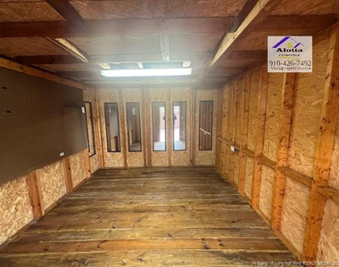 1817 Mcgougan Road - Photo Thumbnail 4