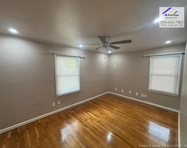 1817 Mcgougan Road - Photo Thumbnail 20