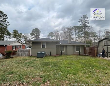 1817 Mcgougan Road - Photo Thumbnail 6