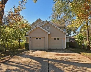 609 E 49th St - Photo Thumbnail 17