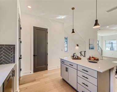 3700 Clawson Rd - Photo Thumbnail 4
