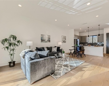 3700 Clawson Rd - Photo Thumbnail 5