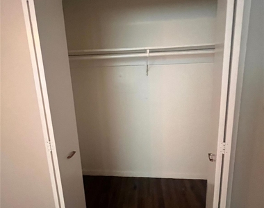 3106 Duval St - Photo Thumbnail 3