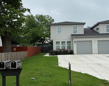 201 N Vandeveer St - Photo Thumbnail 27