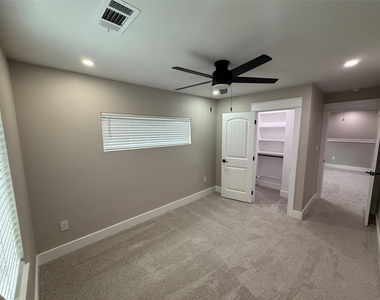 201 N Vandeveer St - Photo Thumbnail 19