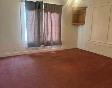 600 Pecan Ave - Photo Thumbnail 8