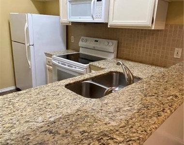 2802 Nueces St - Photo Thumbnail 2