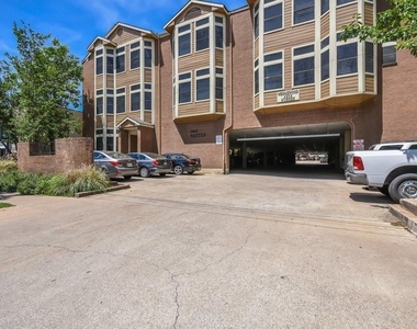 2802 Nueces St - Photo Thumbnail 12