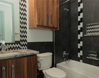 306 Franklin Blvd - Photo Thumbnail 11