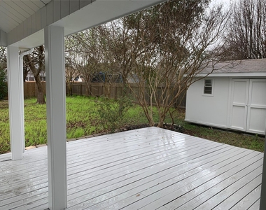 17130 Copperhead Dr - Photo Thumbnail 12