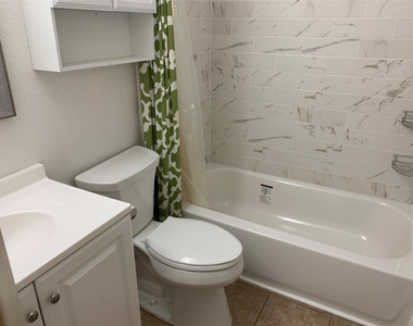 17130 Copperhead Dr - Photo Thumbnail 7