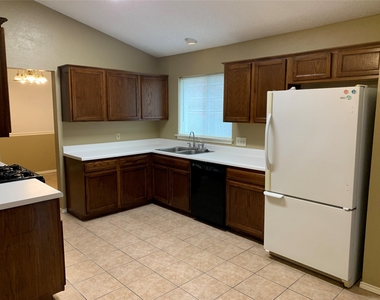 17130 Copperhead Dr - Photo Thumbnail 4