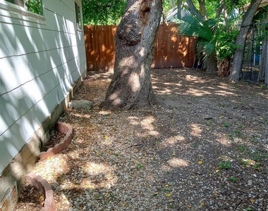 4500 Avenue D Ave - Photo Thumbnail 14