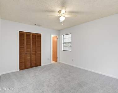 3544 Villa Place - Photo Thumbnail 6