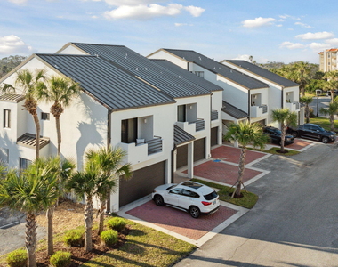 756 Spinnakers Reach Drive - Photo Thumbnail 2