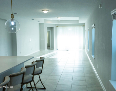 132 Starnberg Court - Photo Thumbnail 2