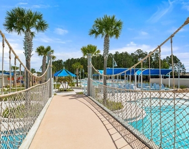 368 Woods Lane - Photo Thumbnail 41