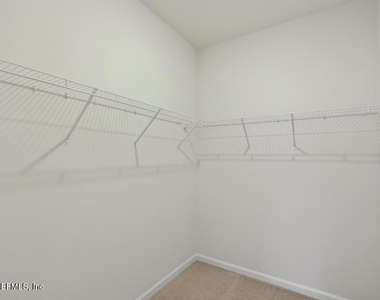 368 Woods Lane - Photo Thumbnail 15