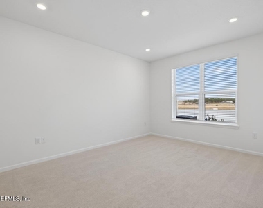 368 Woods Lane - Photo Thumbnail 9