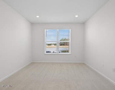 368 Woods Lane - Photo Thumbnail 10
