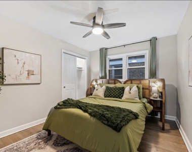 3222 S 52nd Court - Photo Thumbnail 3