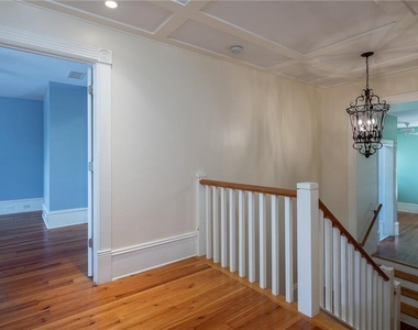 765 Woodland Avenue Se - Photo Thumbnail 30