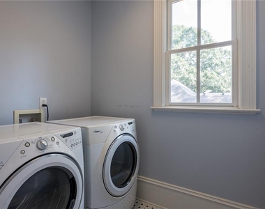 765 Woodland Avenue Se - Photo Thumbnail 61