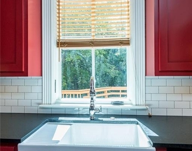 765 Woodland Avenue Se - Photo Thumbnail 19