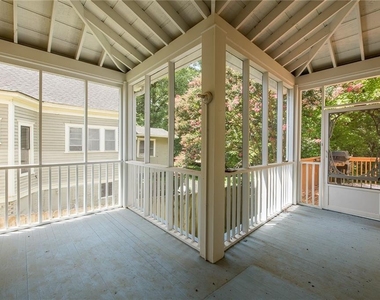 765 Woodland Avenue Se - Photo Thumbnail 38