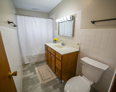 2336 122nd Street - Photo Thumbnail 10