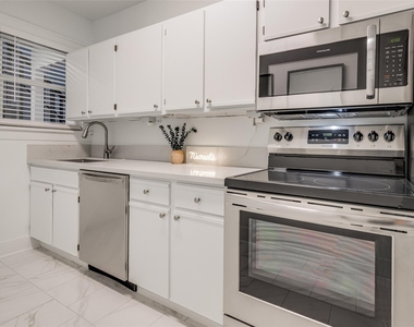 605 Bomar Street - Photo Thumbnail 14