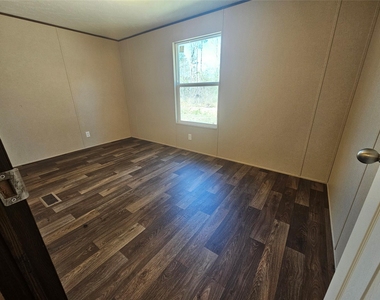 16299 Crockett Martin Estates Drive - Photo Thumbnail 21